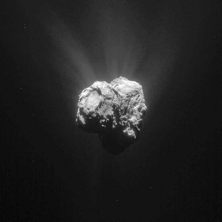 Comet_on_15_April_2015_NavCam-1